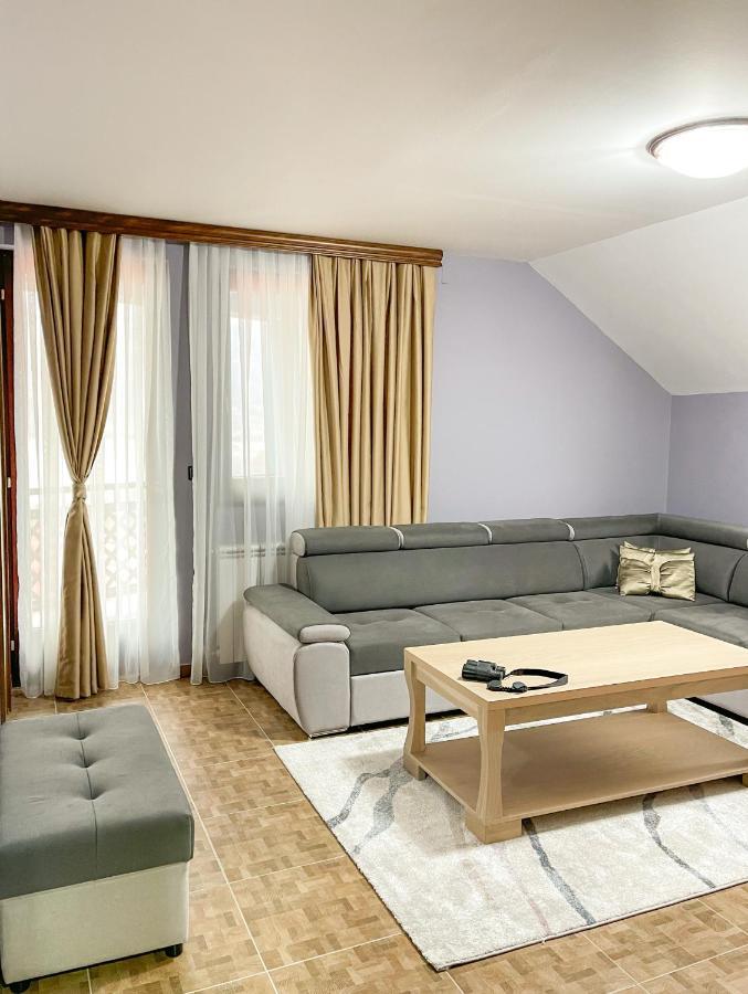 Apartments & Rooms Brijest Плав Екстер'єр фото