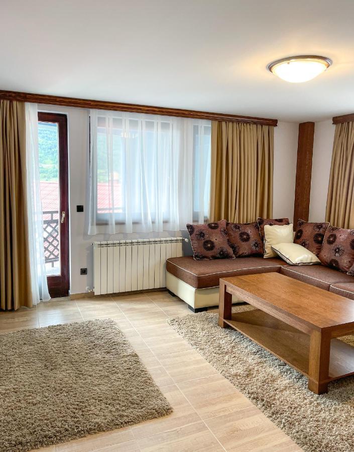 Apartments & Rooms Brijest Плав Екстер'єр фото