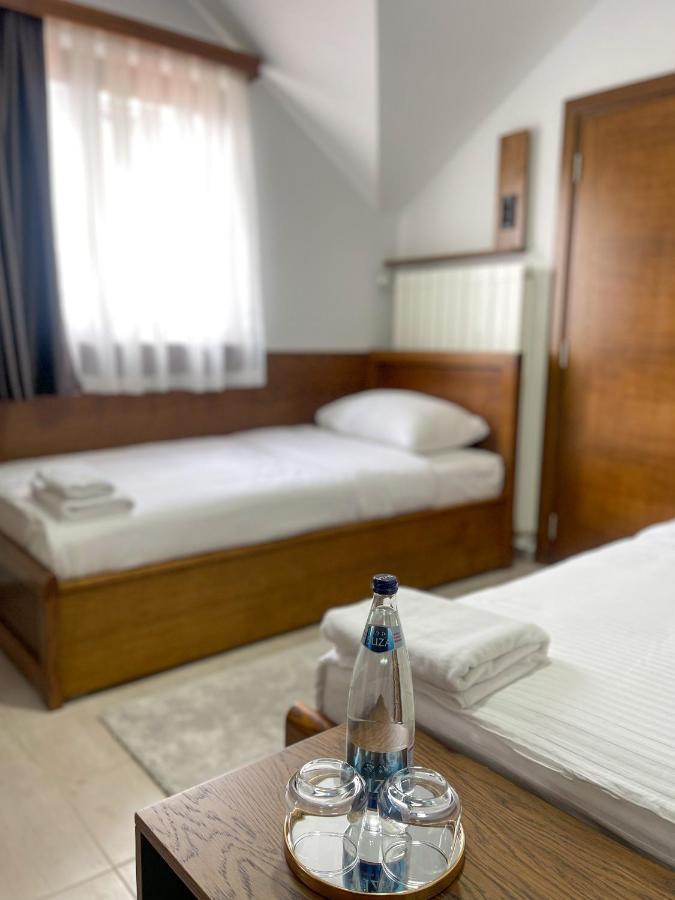 Apartments & Rooms Brijest Плав Екстер'єр фото