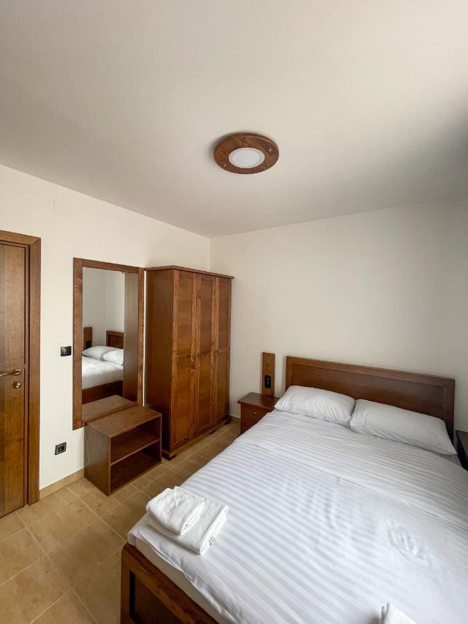 Apartments & Rooms Brijest Плав Екстер'єр фото