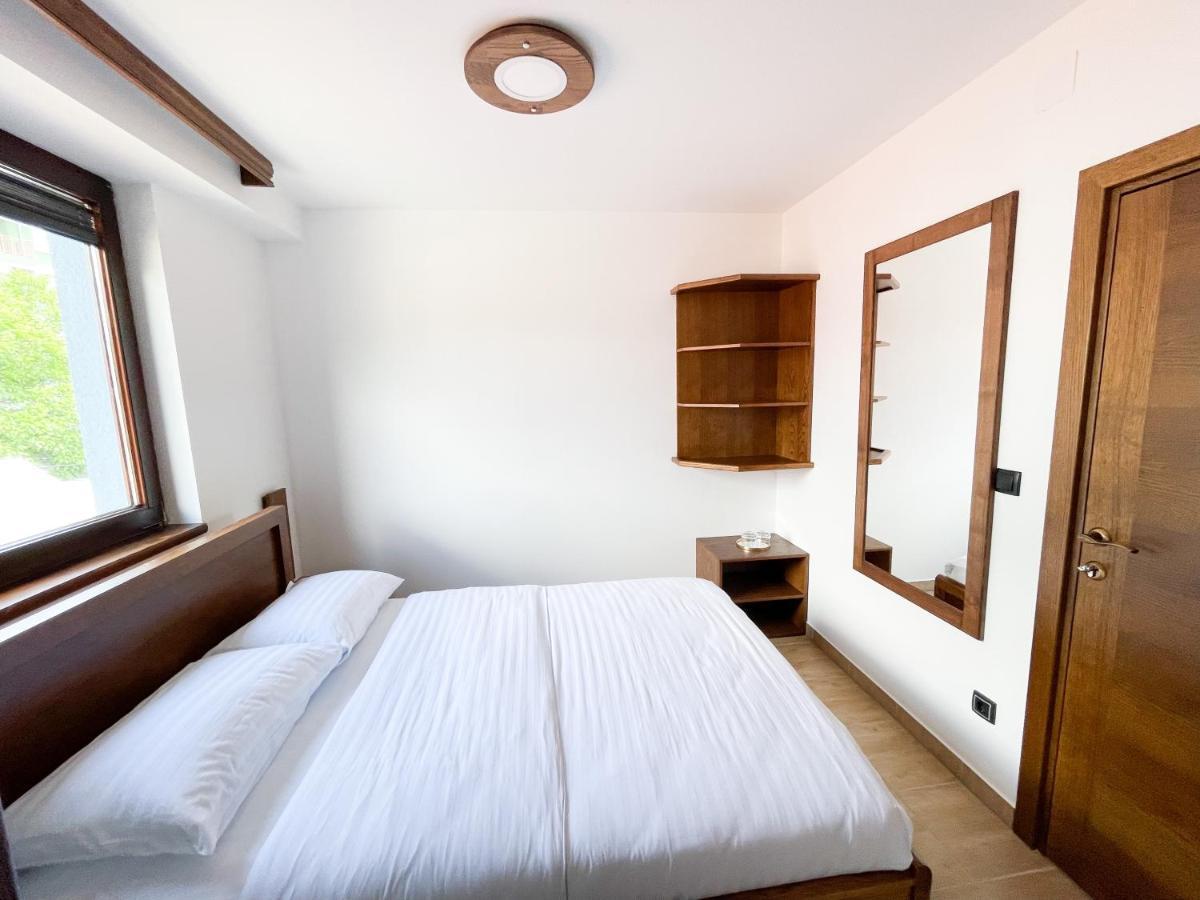 Apartments & Rooms Brijest Плав Екстер'єр фото